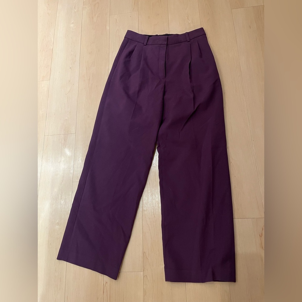 Purple Babaton Effortless pants